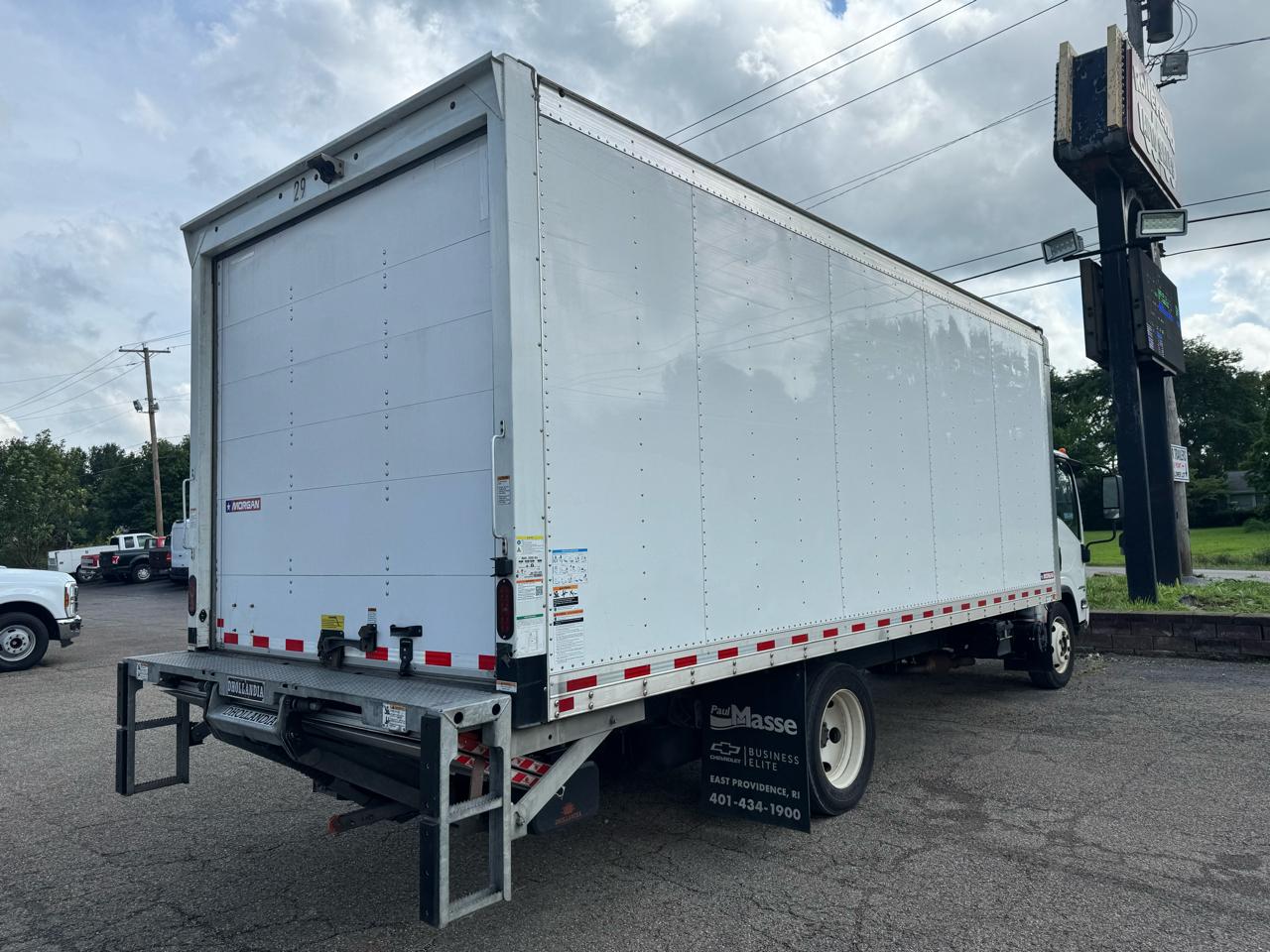 Chevrolet 4500 HG LCF Gas 2WD Reg Cab 176" 2024