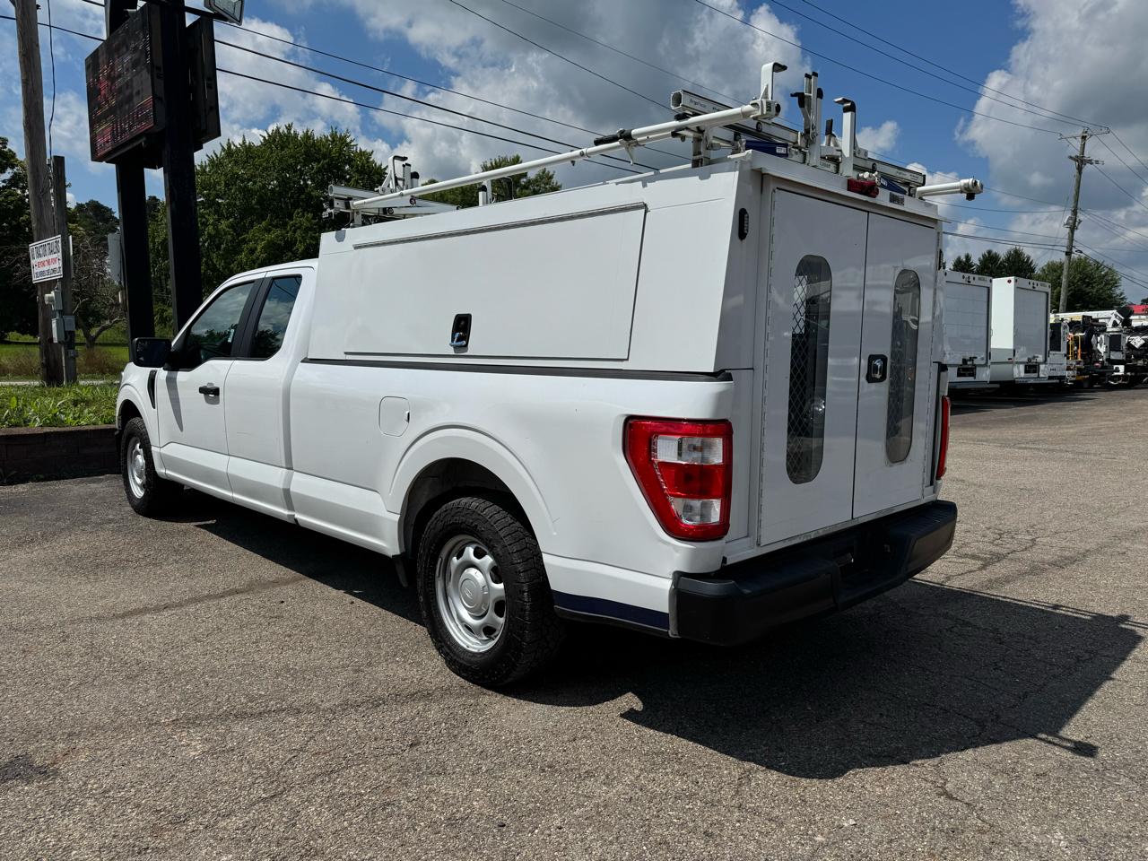 Ford F-150 XL 2WD SuperCab 8' Box 2022