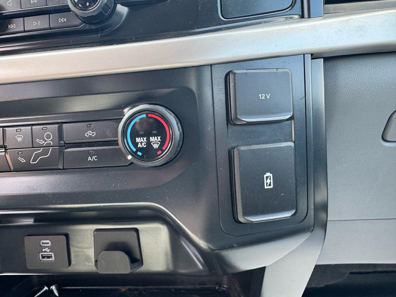 Ford F-150 XL 2WD SuperCab 8' Box 2022