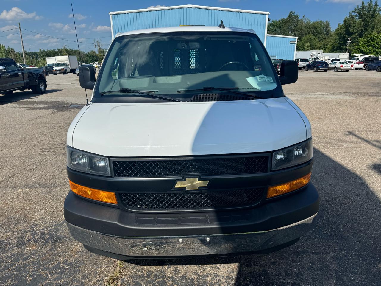 Chevrolet Express Cargo Van RWD 2500 135" 2023