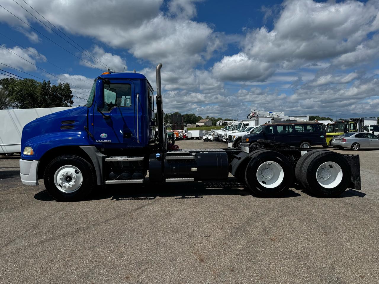 Mack CXU613  2011