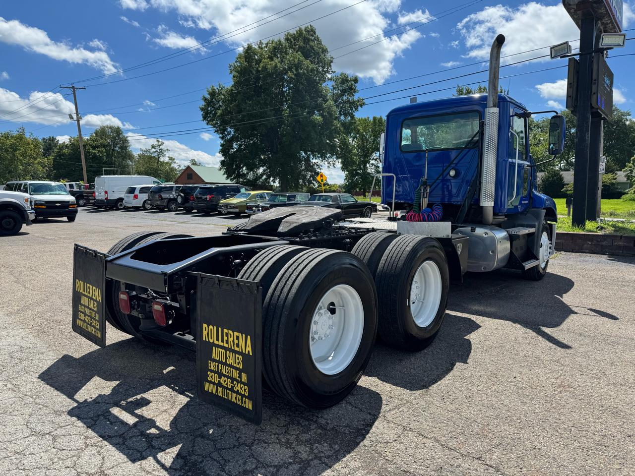 Mack CXU613  2011