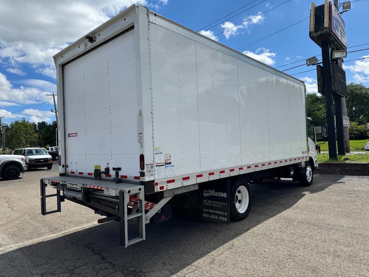 Chevrolet 5500 XG LCF Gas 2WD Reg Cab 176" 2025