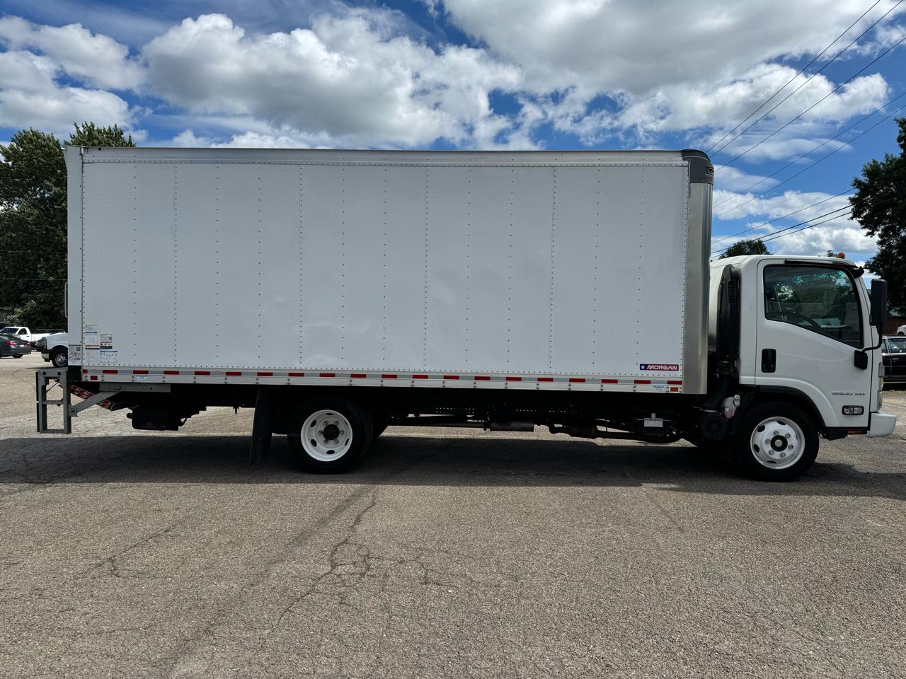 Chevrolet 5500 XG LCF Gas 2WD Reg Cab 176" 2025