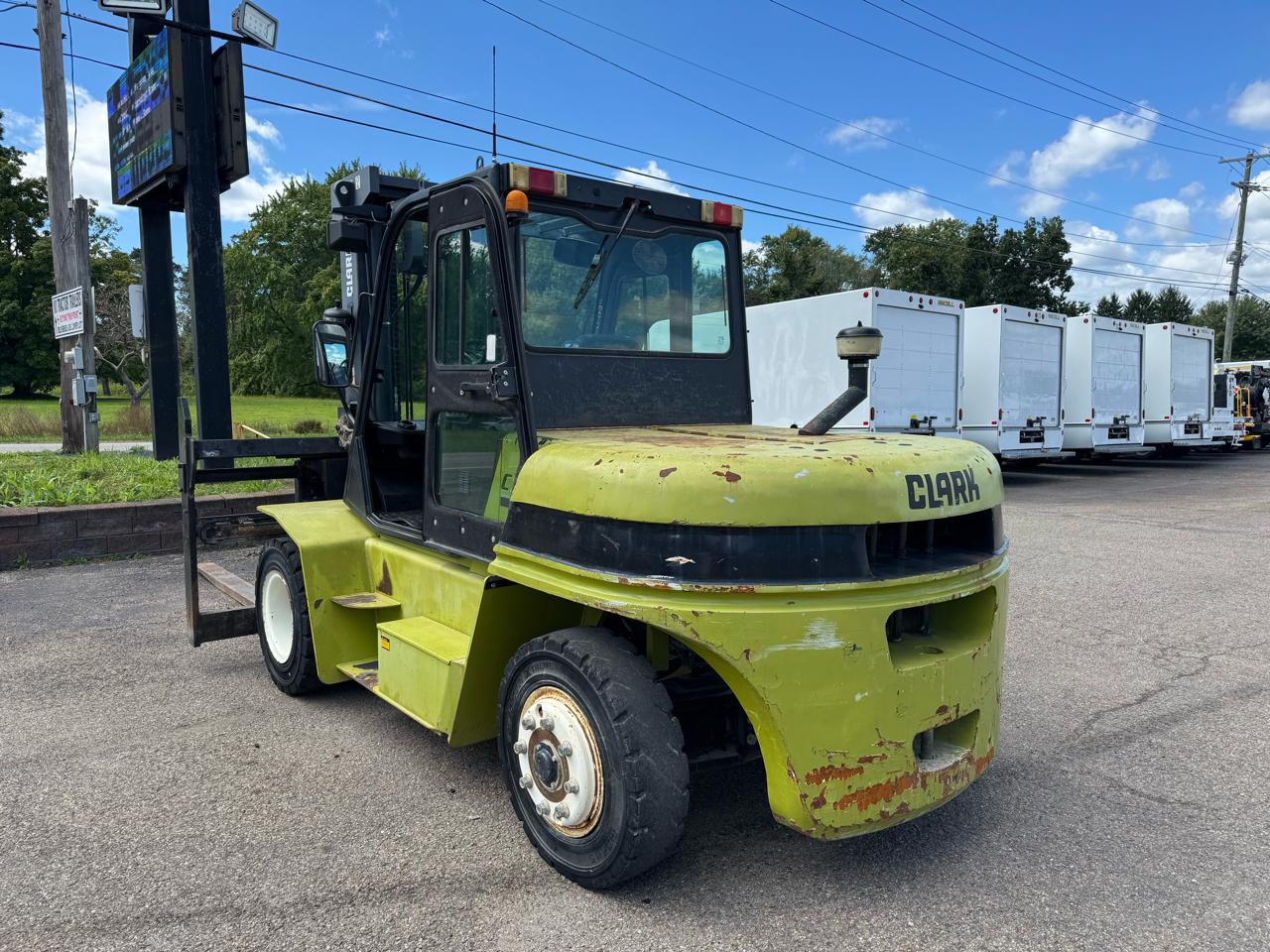 Clark Forklift  2018