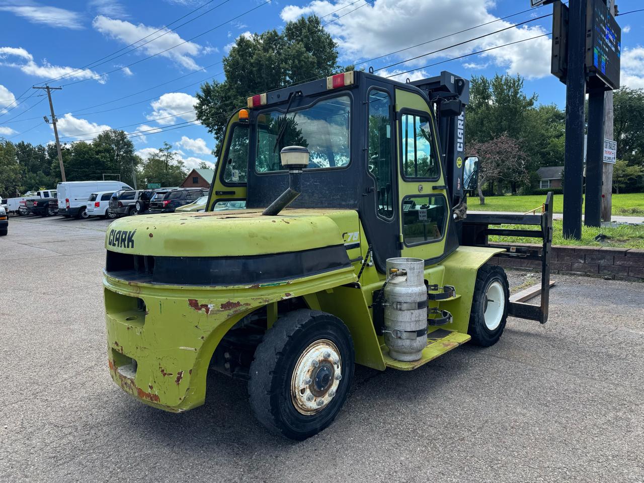 Clark Forklift  2018