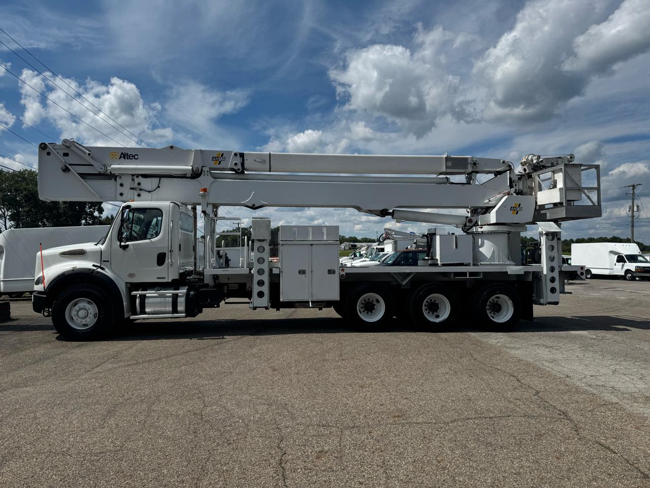 Freightliner M2 112  2011