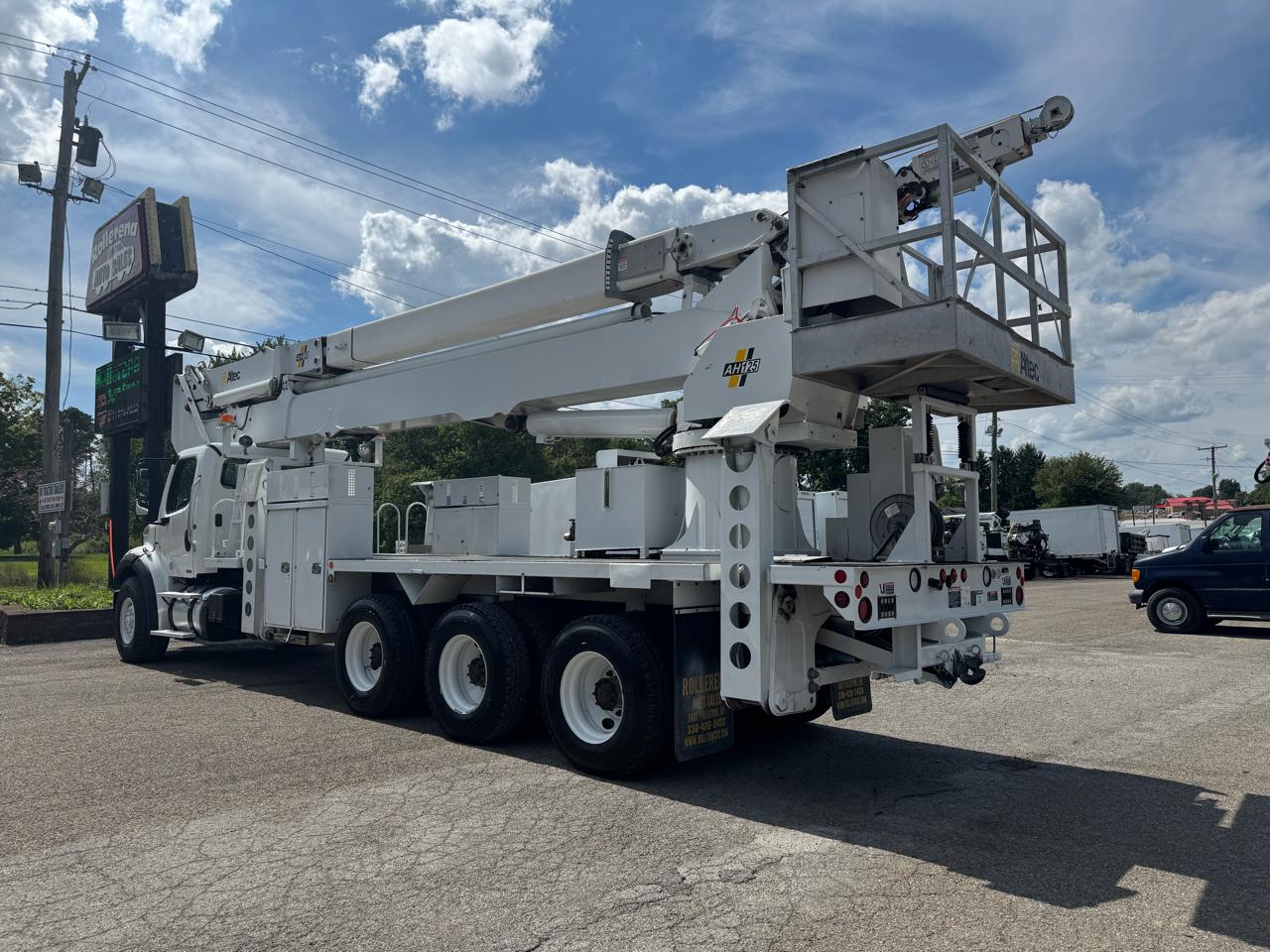 Freightliner M2 112  2011