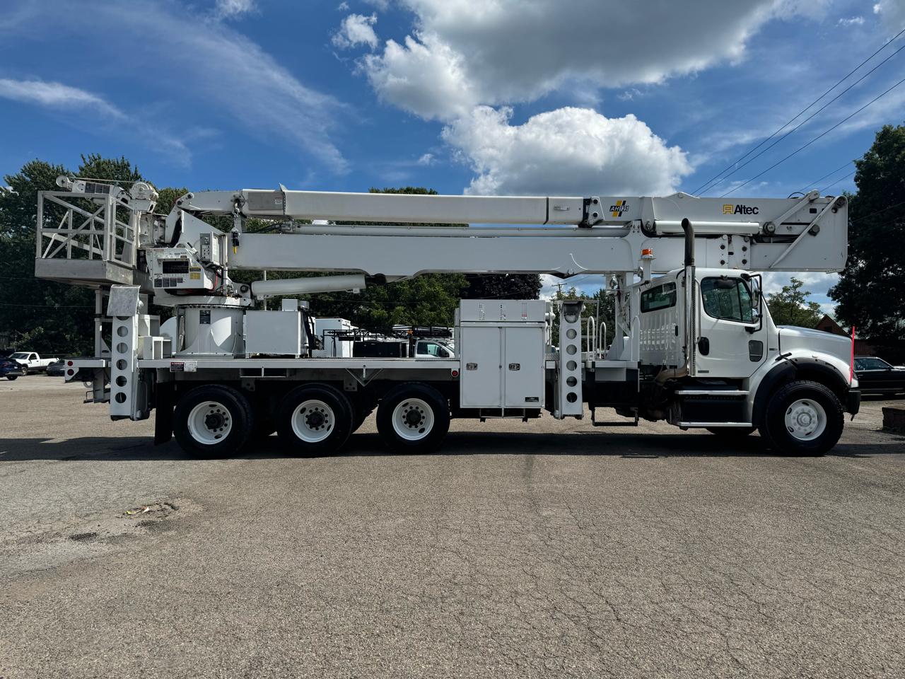 Freightliner M2 112  2011
