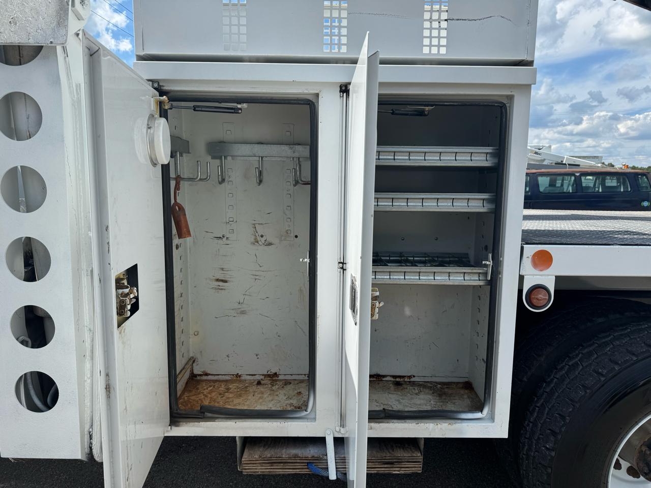 Freightliner M2 112  2011