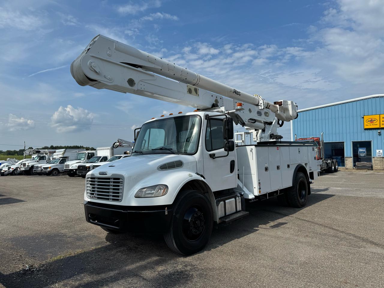 Freightliner M2 106  2017
