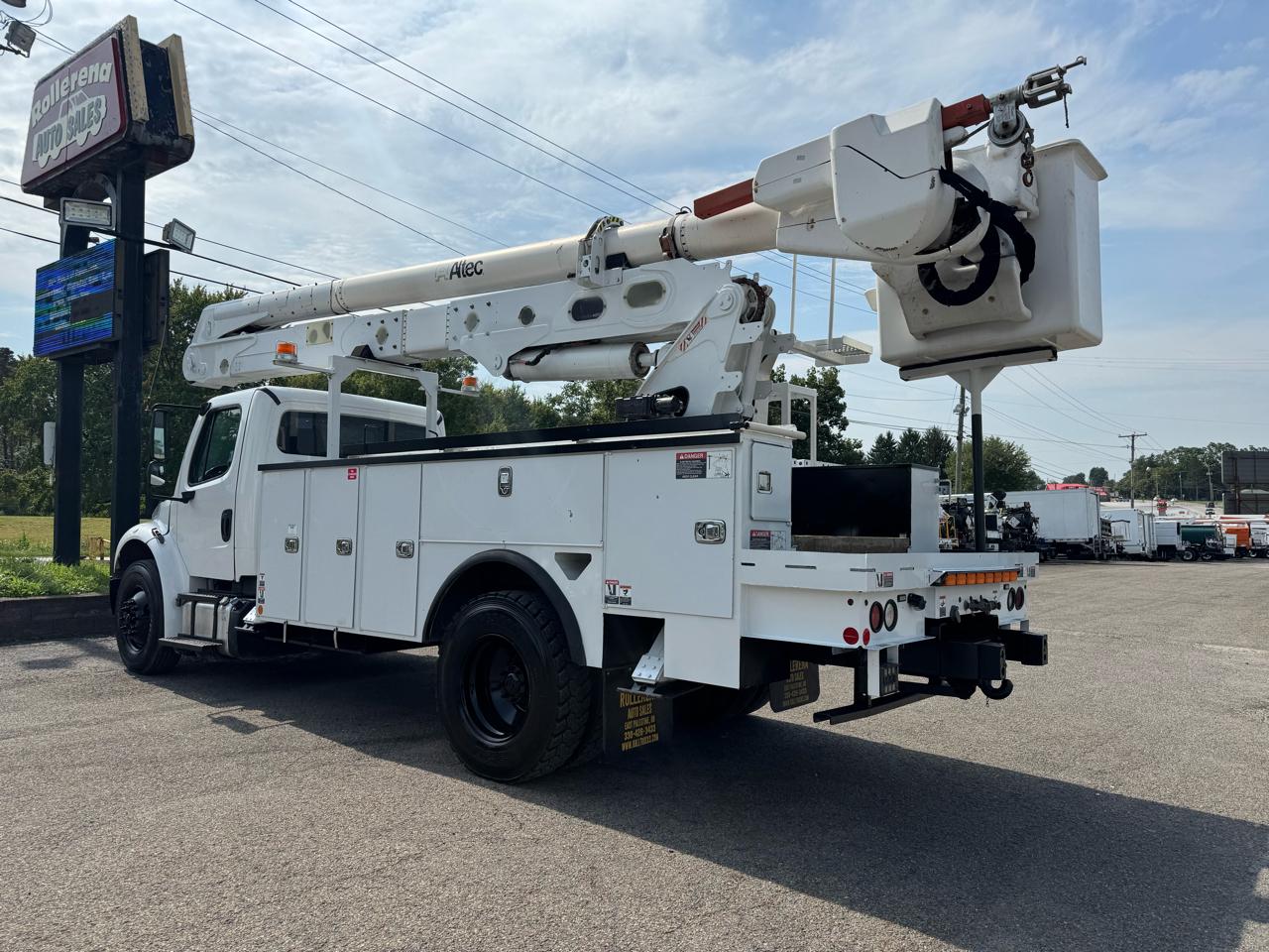 Freightliner M2 106  2017