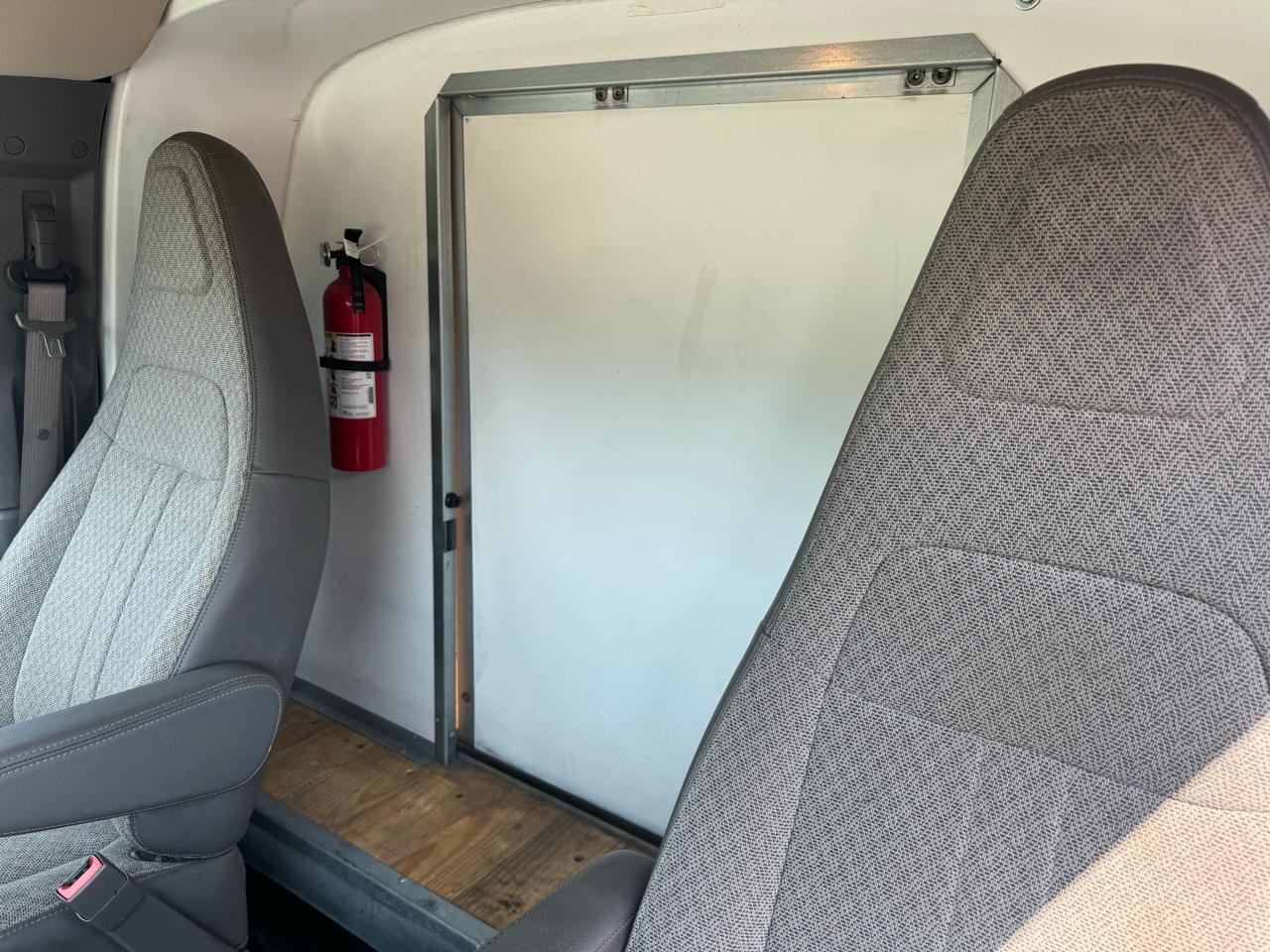 Chevrolet Express Commercial Cutaway 3500 Van 177" 2024