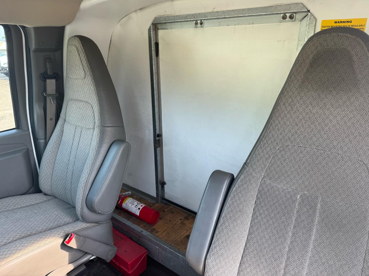 Chevrolet Express Commercial Cutaway 3500 Van 177" 2021