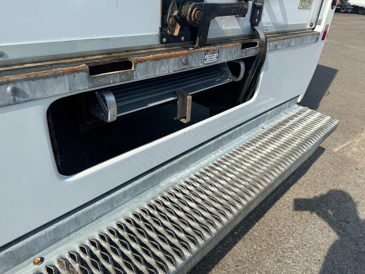 Chevrolet Express Commercial Cutaway 3500 Van 177" 2021