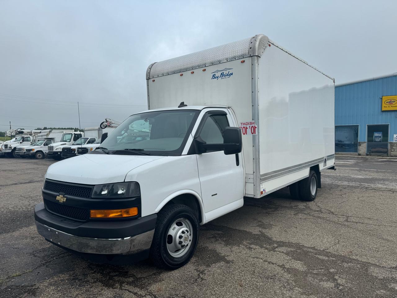 Chevrolet Express Commercial Cutaway 3500 Van 177" 2023