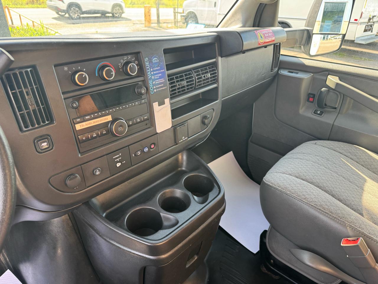 Chevrolet Express Commercial Cutaway 3500 Van 177" 2024