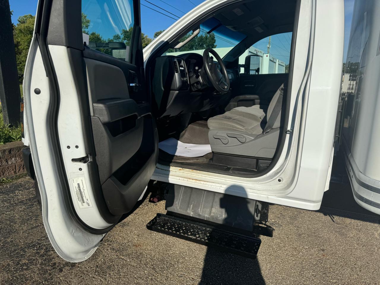 Chevrolet Silverado MD 2WD Reg Cab Work Truck 2019