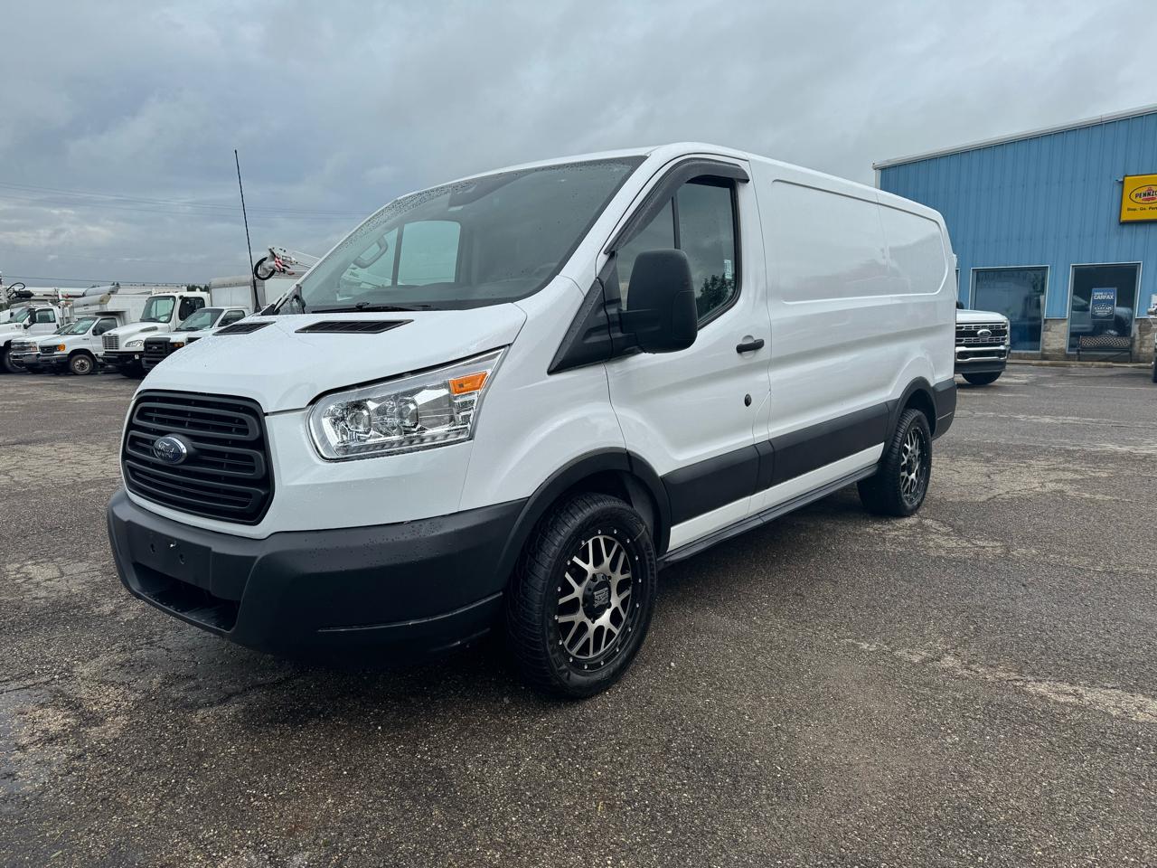 Ford Transit Van T-150 130" Low Rf 8600 GVWR Swing-Out RH Dr 2019