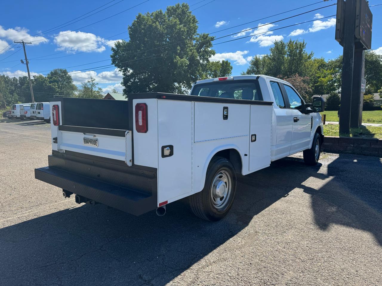 Ford Super Duty F-250 SRW XLT 2WD SuperCab 8' Box 2019