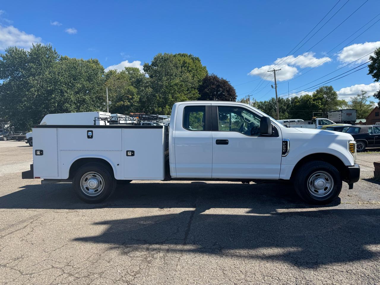 Ford Super Duty F-250 SRW XLT 2WD SuperCab 8' Box 2019
