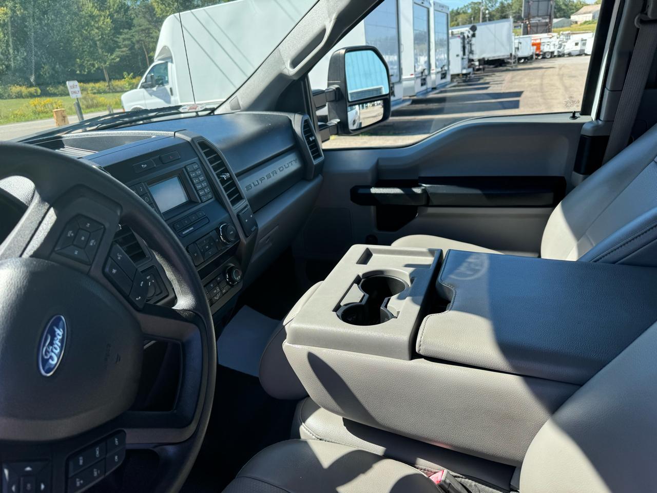 Ford Super Duty F-250 SRW XLT 2WD SuperCab 8' Box 2019
