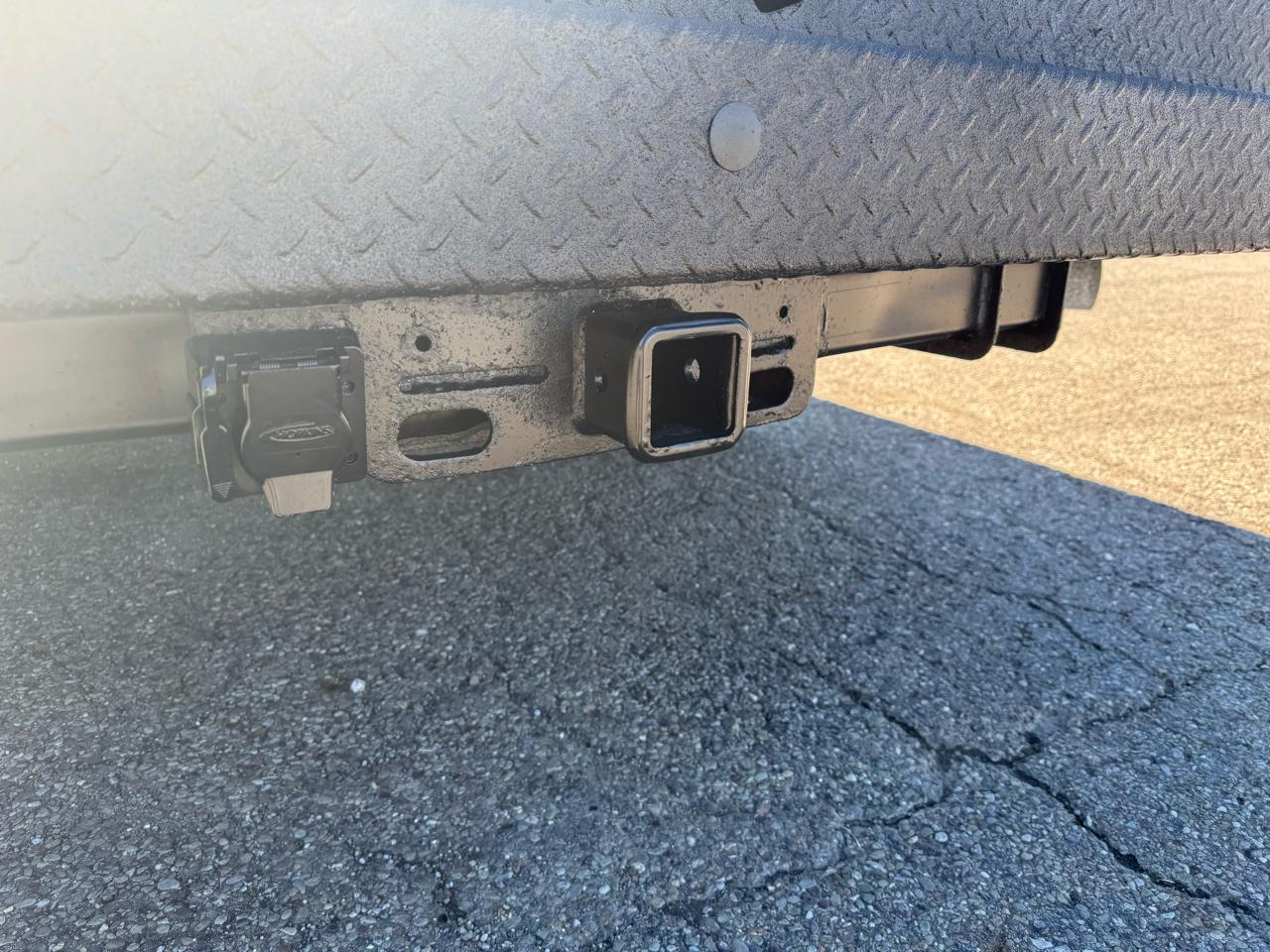 Ford Super Duty F-250 SRW XLT 2WD SuperCab 8' Box 2019