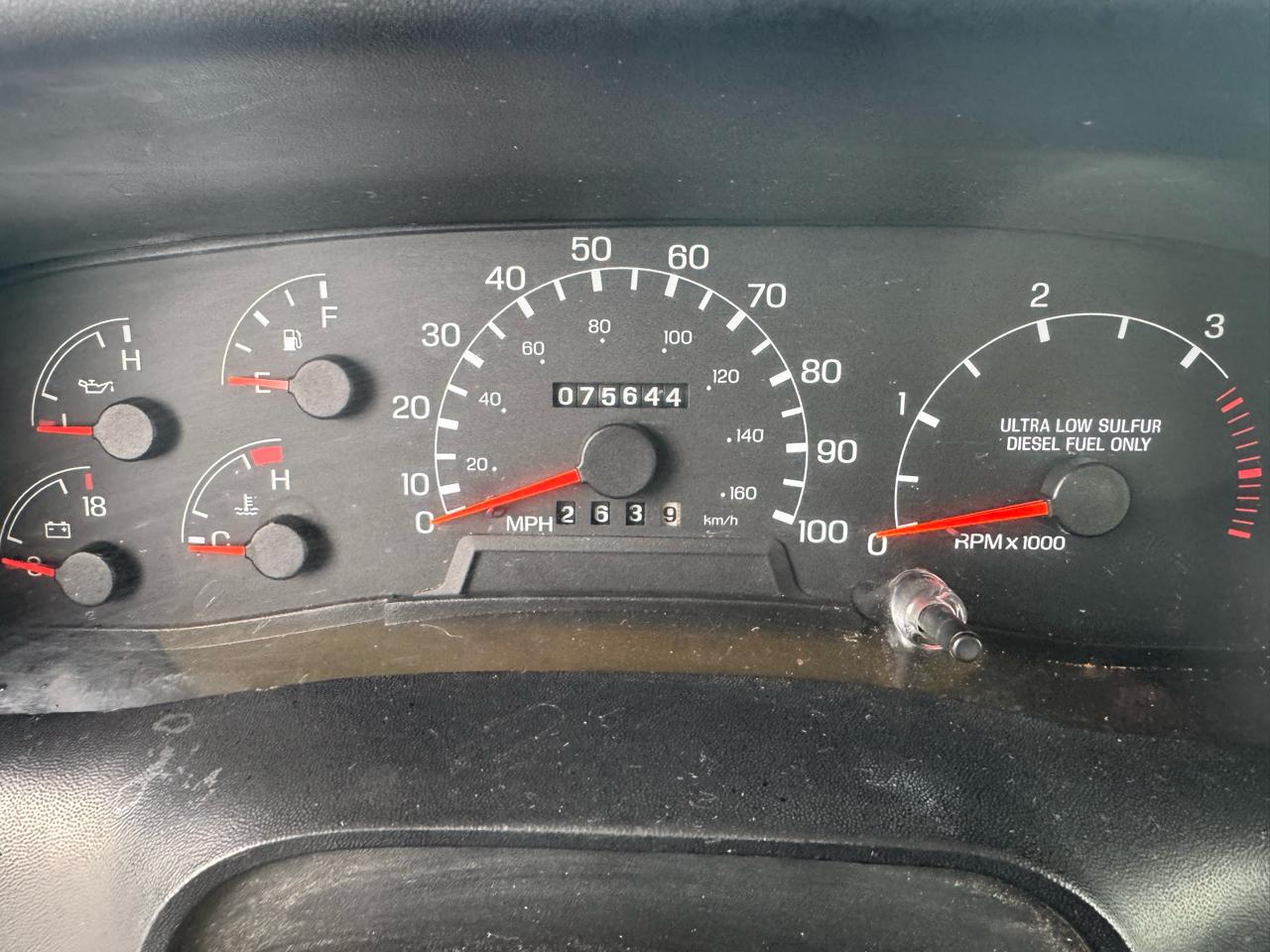 Ford Super Duty F-750 Straight Frame Reg Cab XLT 2010