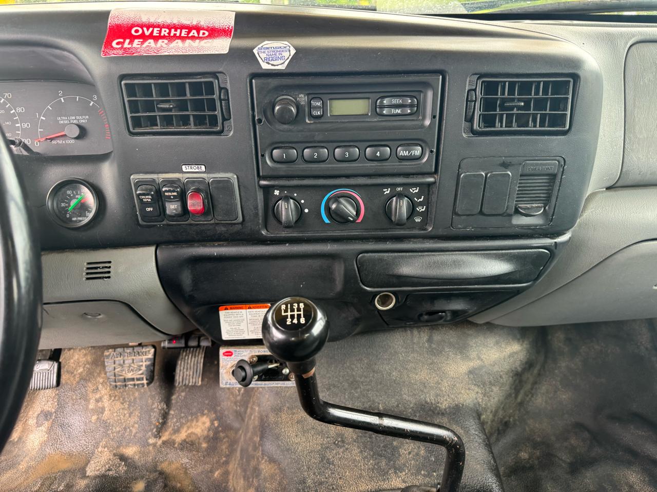 Ford Super Duty F-750 Straight Frame Reg Cab XLT 2010