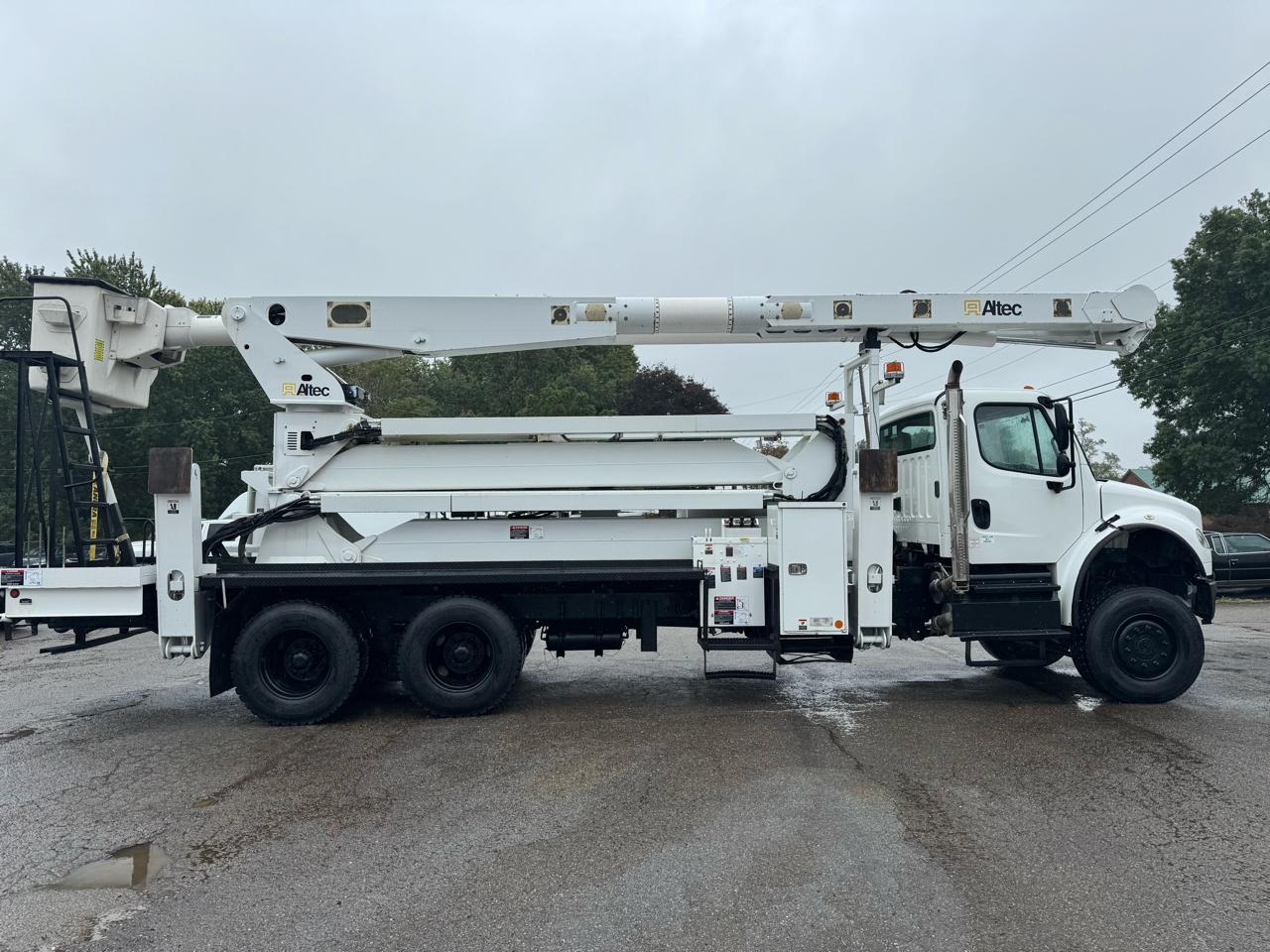 Freightliner M2 106  2014