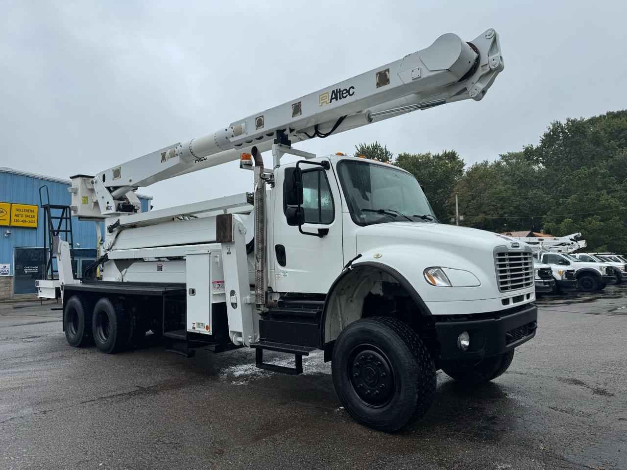 Freightliner M2 106  2014