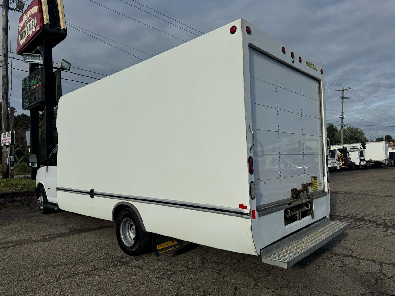Chevrolet Express Commercial Cutaway 3500 Van 177" 2020