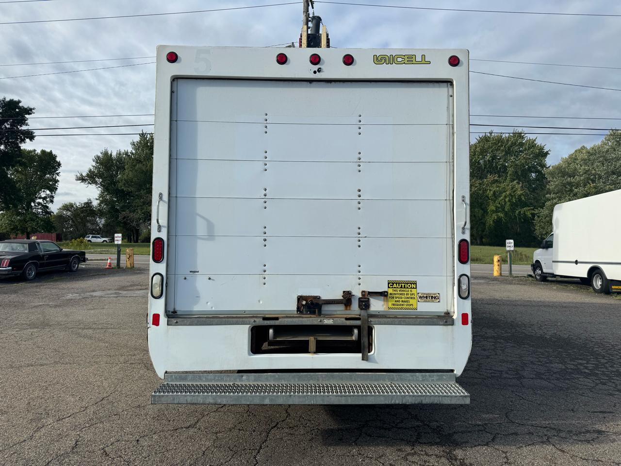 Chevrolet Express Commercial Cutaway 3500 Van 177" 2020