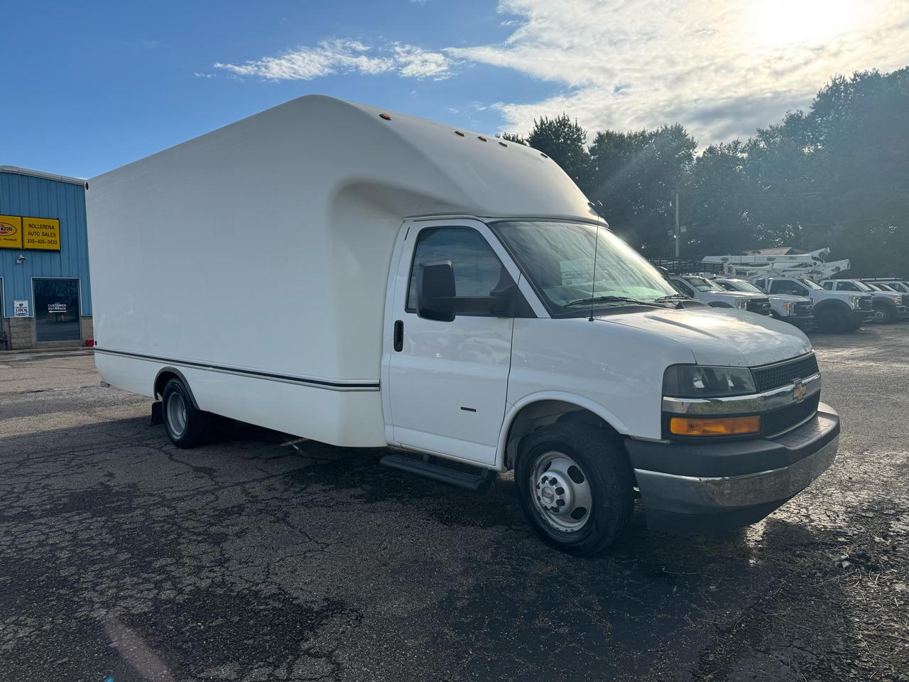 Chevrolet Express Commercial Cutaway 3500 Van 177" 2020