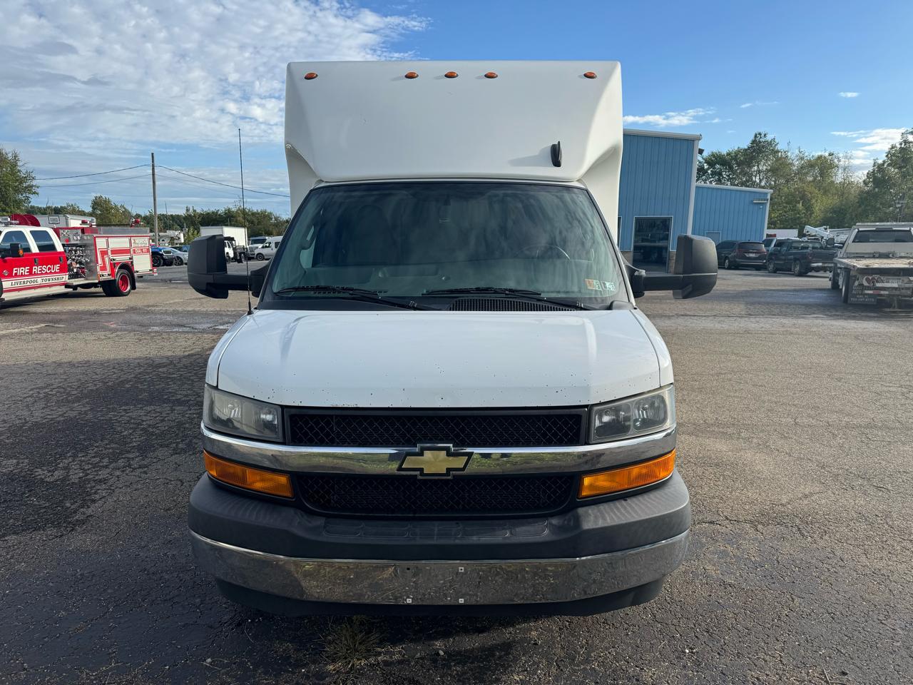 Chevrolet Express Commercial Cutaway 3500 Van 177" 2020