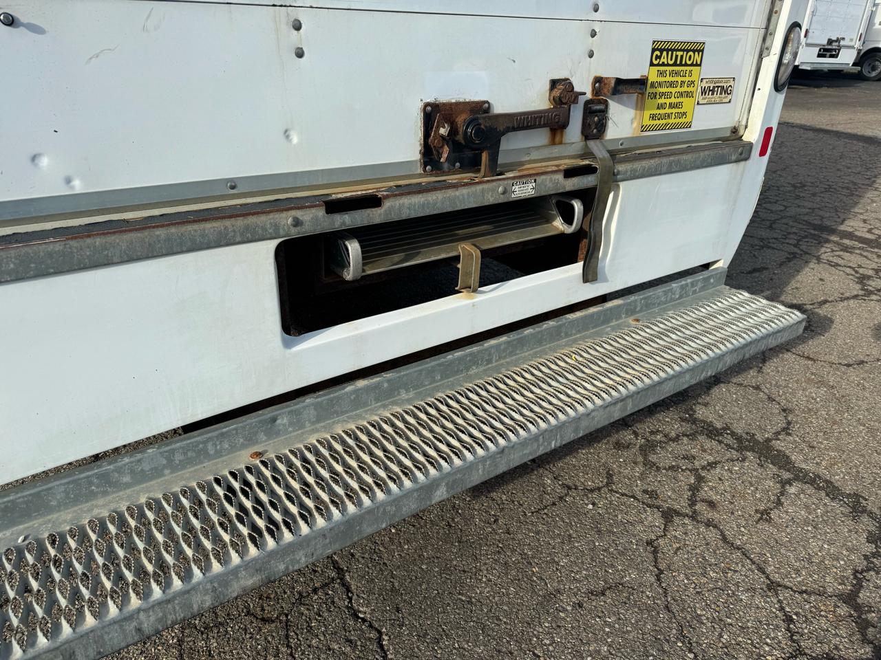 Chevrolet Express Commercial Cutaway 3500 Van 177" 2020