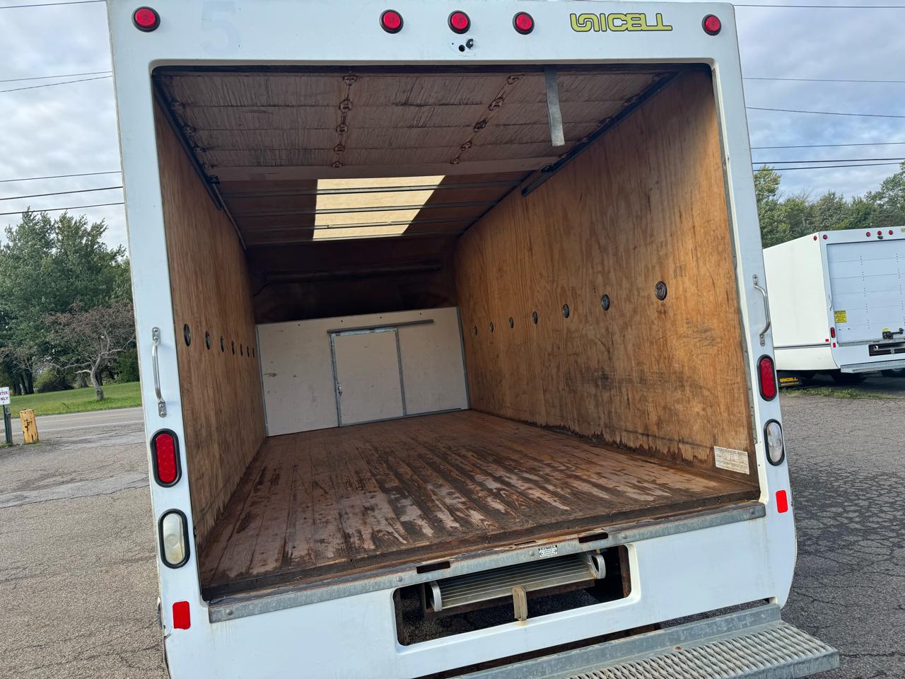 Chevrolet Express Commercial Cutaway 3500 Van 177" 2020