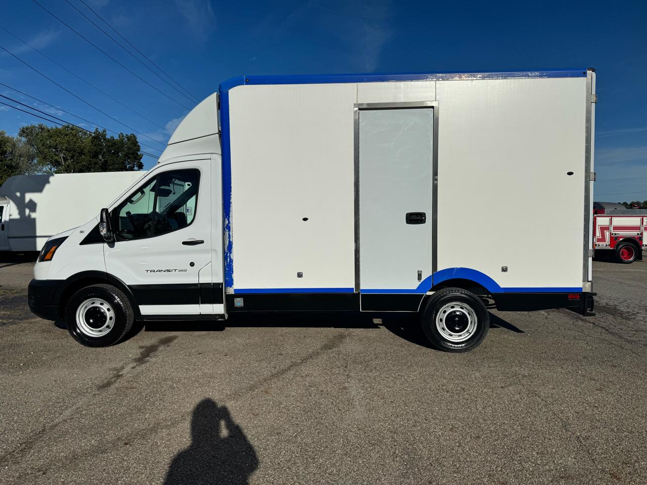 Ford Transit Chassis T-350 RWD SRW 138" WB 9500 GVWR 2023