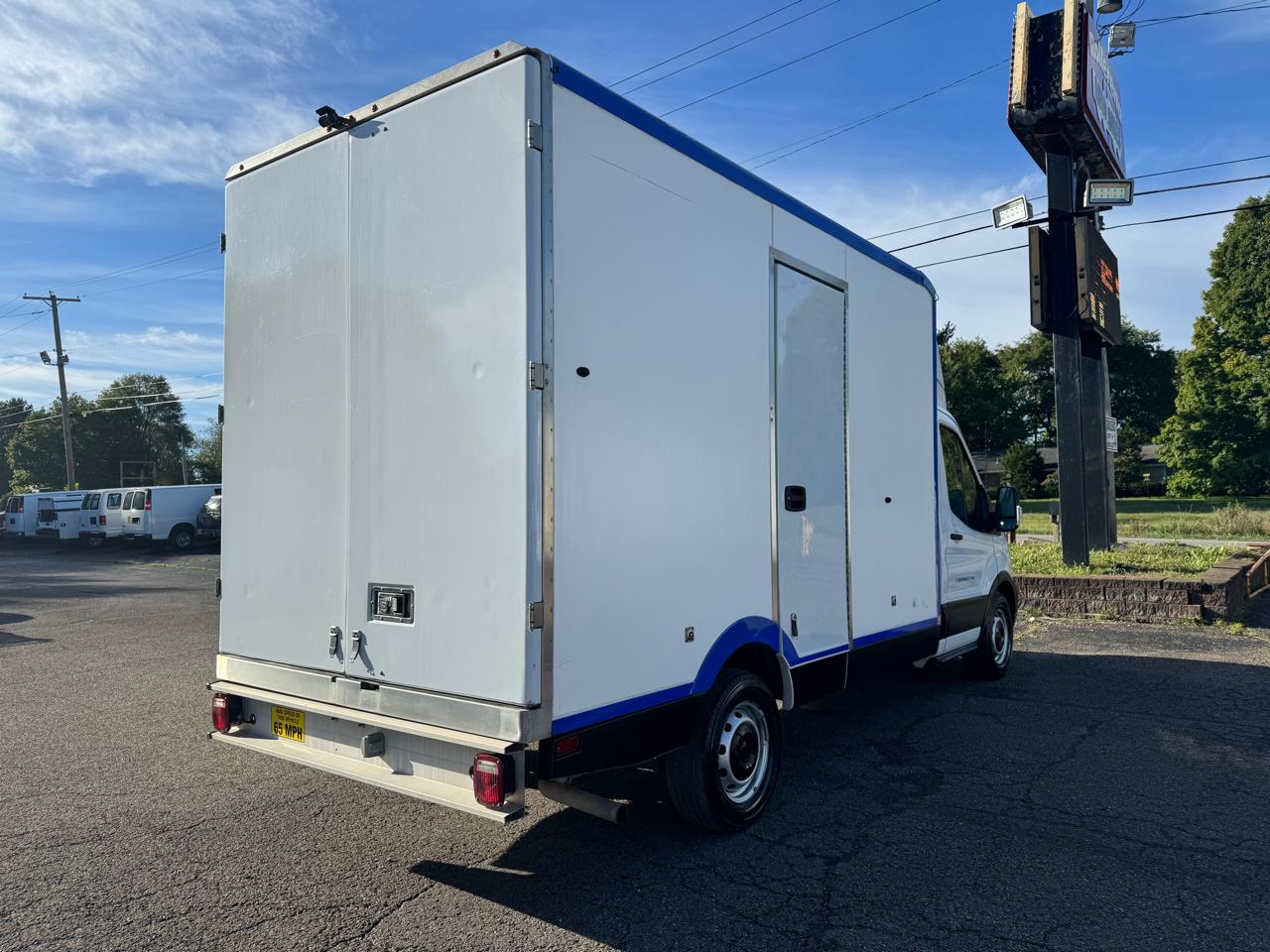 Ford Transit Chassis T-350 RWD SRW 138" WB 9500 GVWR 2023