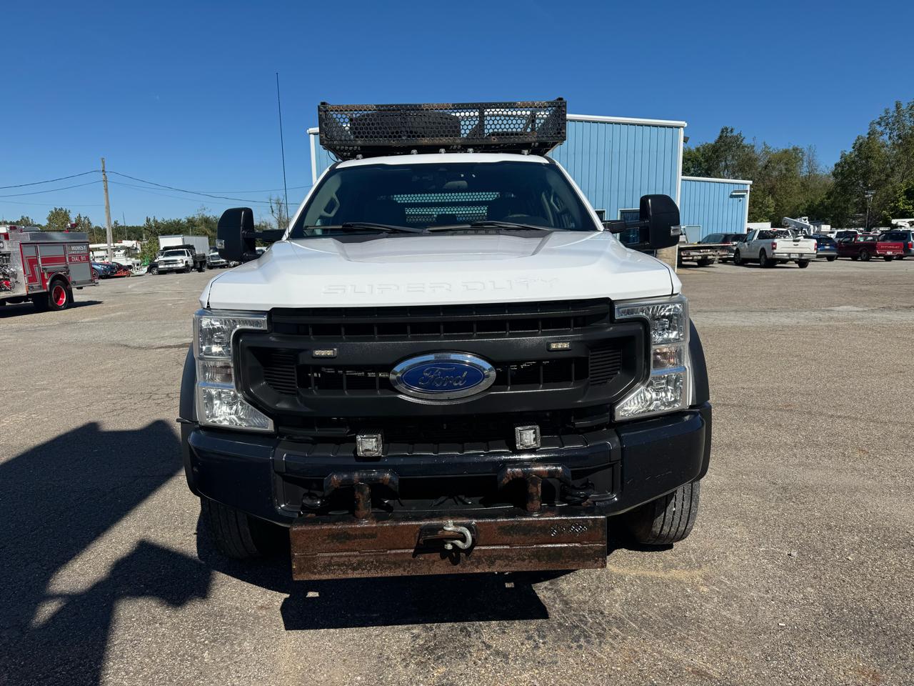 Ford Super Duty F-550 DRW XL 4WD Crew Cab 179" WB 60" CA 2020