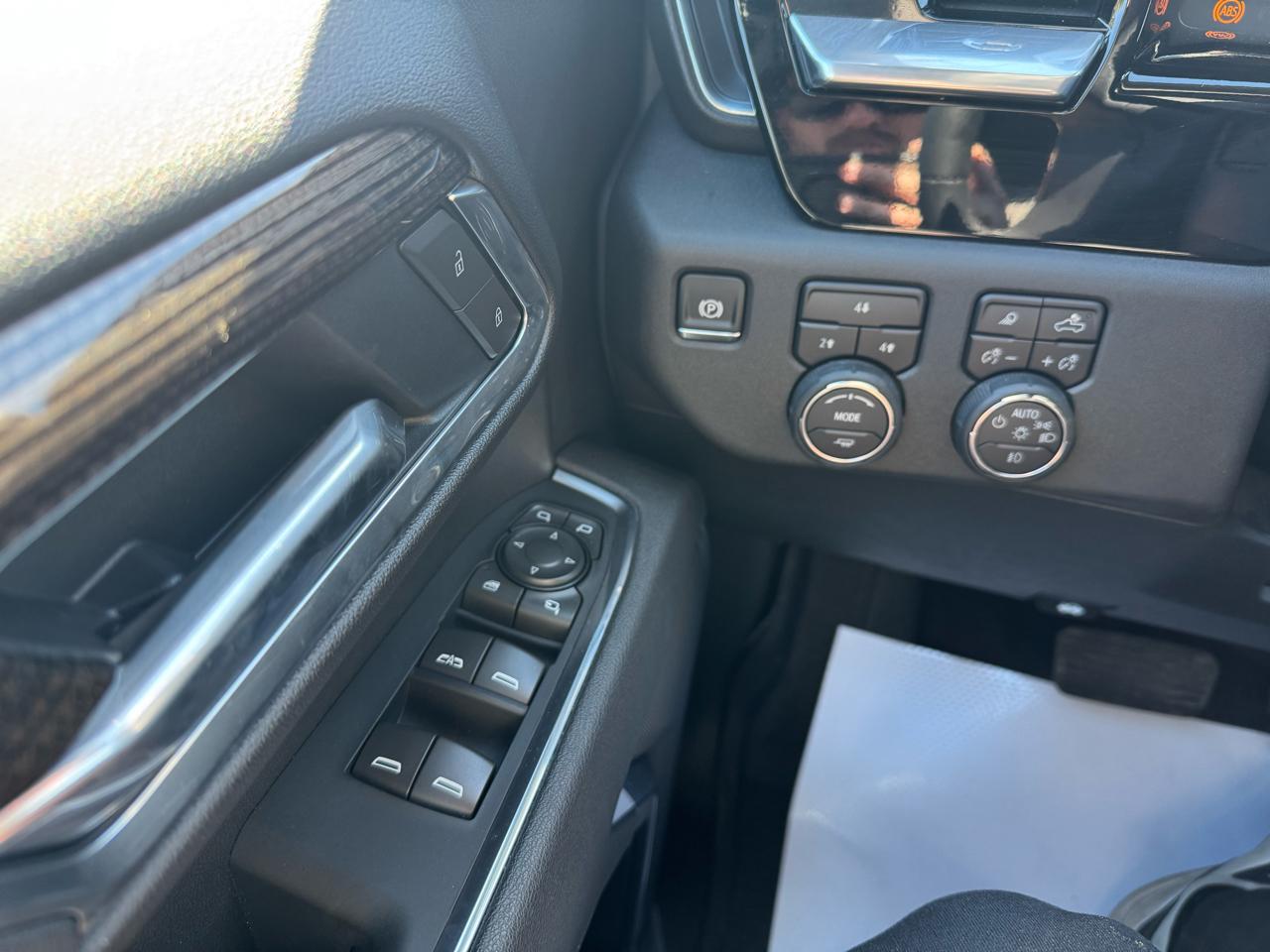Chevrolet Silverado 2500HD 4WD Crew Cab 172" LT 2025