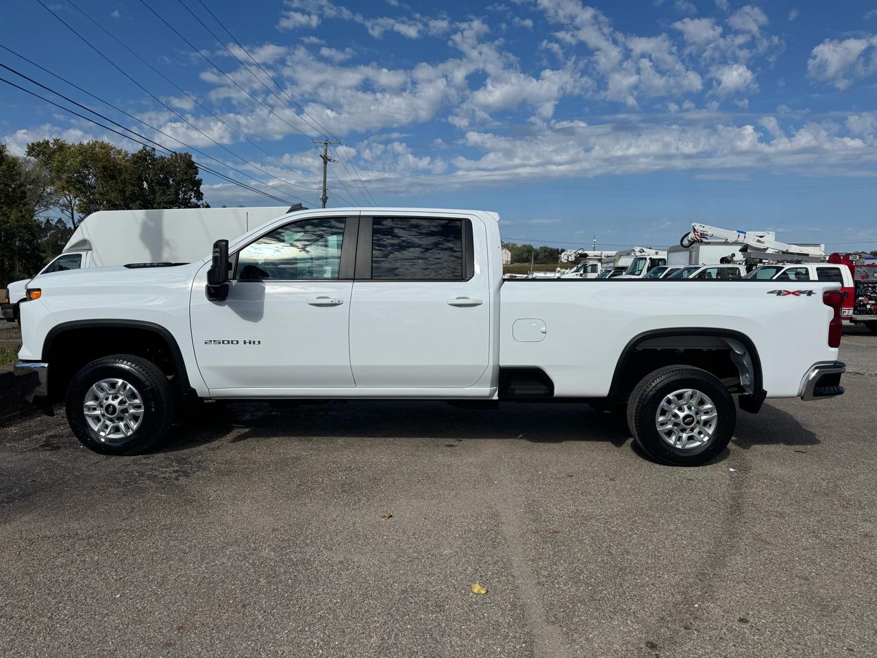Chevrolet Silverado 2500HD 4WD Crew Cab 172" LT 2025