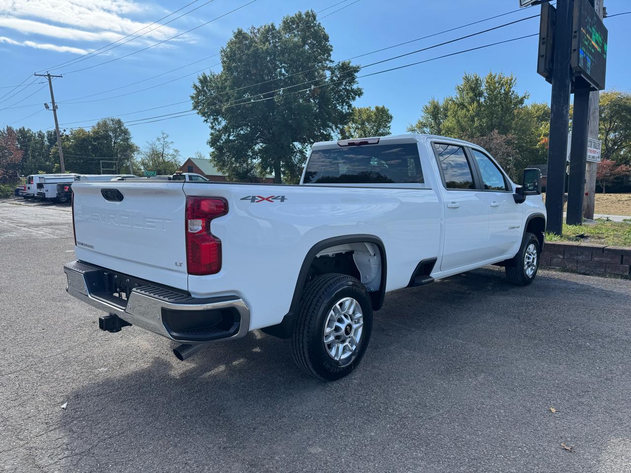 Chevrolet Silverado 2500HD 4WD Crew Cab 172" LT 2025