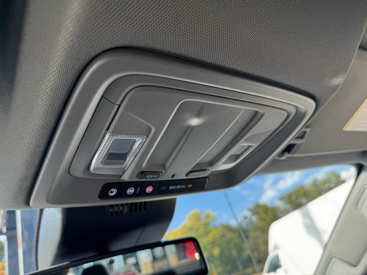 Chevrolet Silverado 2500HD 4WD Crew Cab 172" LT 2025