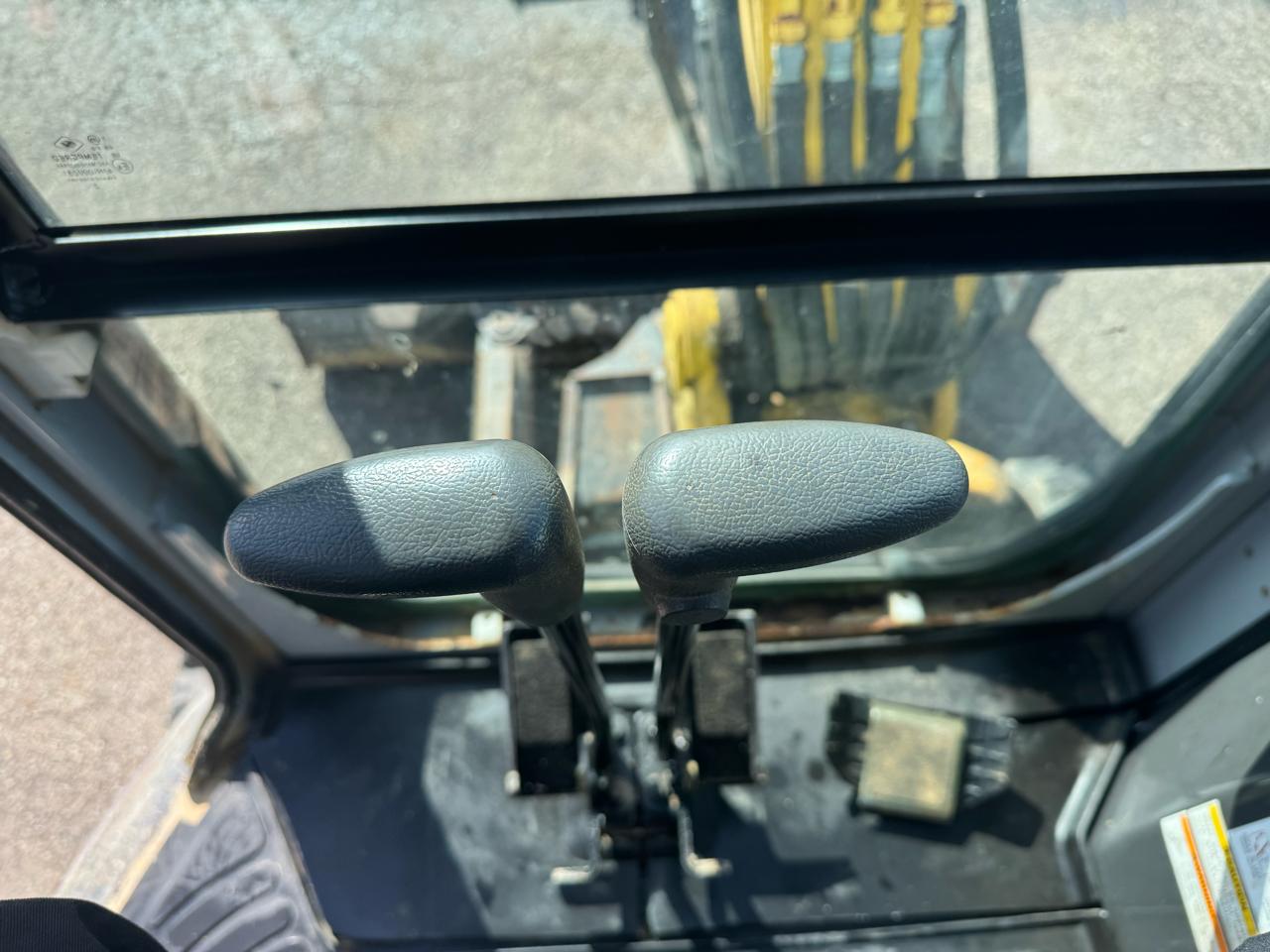 New Holland E35B  2013