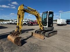2013 New Holland E35B 