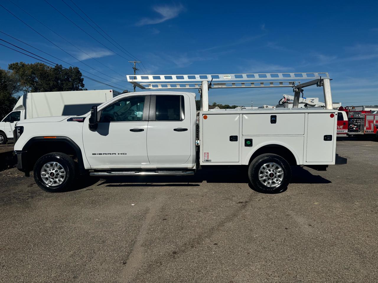 GMC Sierra 2500HD 4WD Double Cab 162" Pro 2024