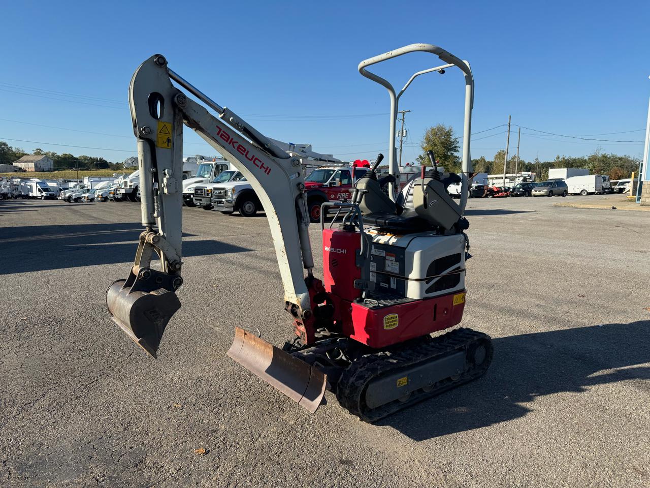 Takeuchi TB210R  2022