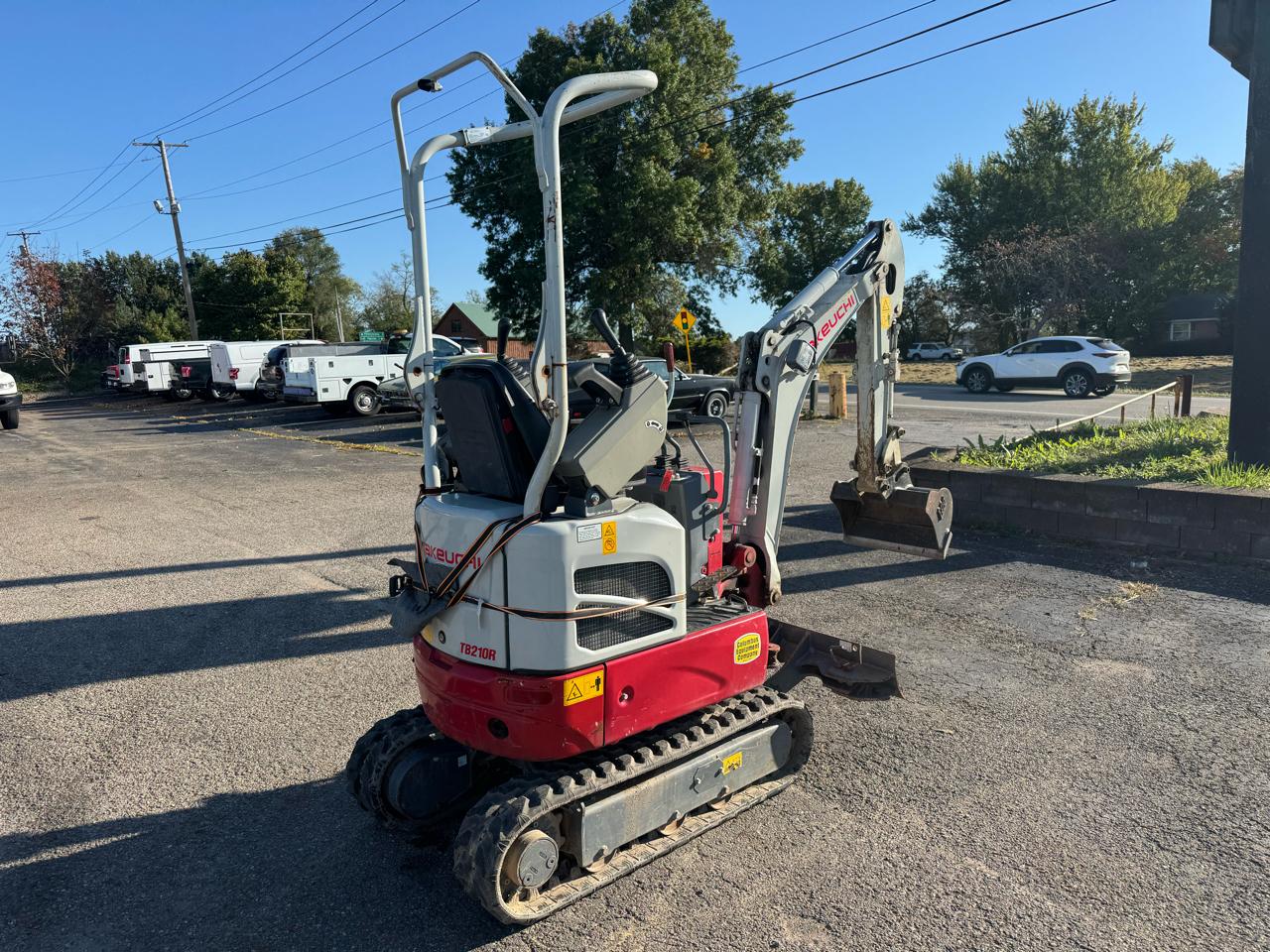 Takeuchi TB210R  2022