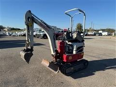 2022 Takeuchi TB210R 